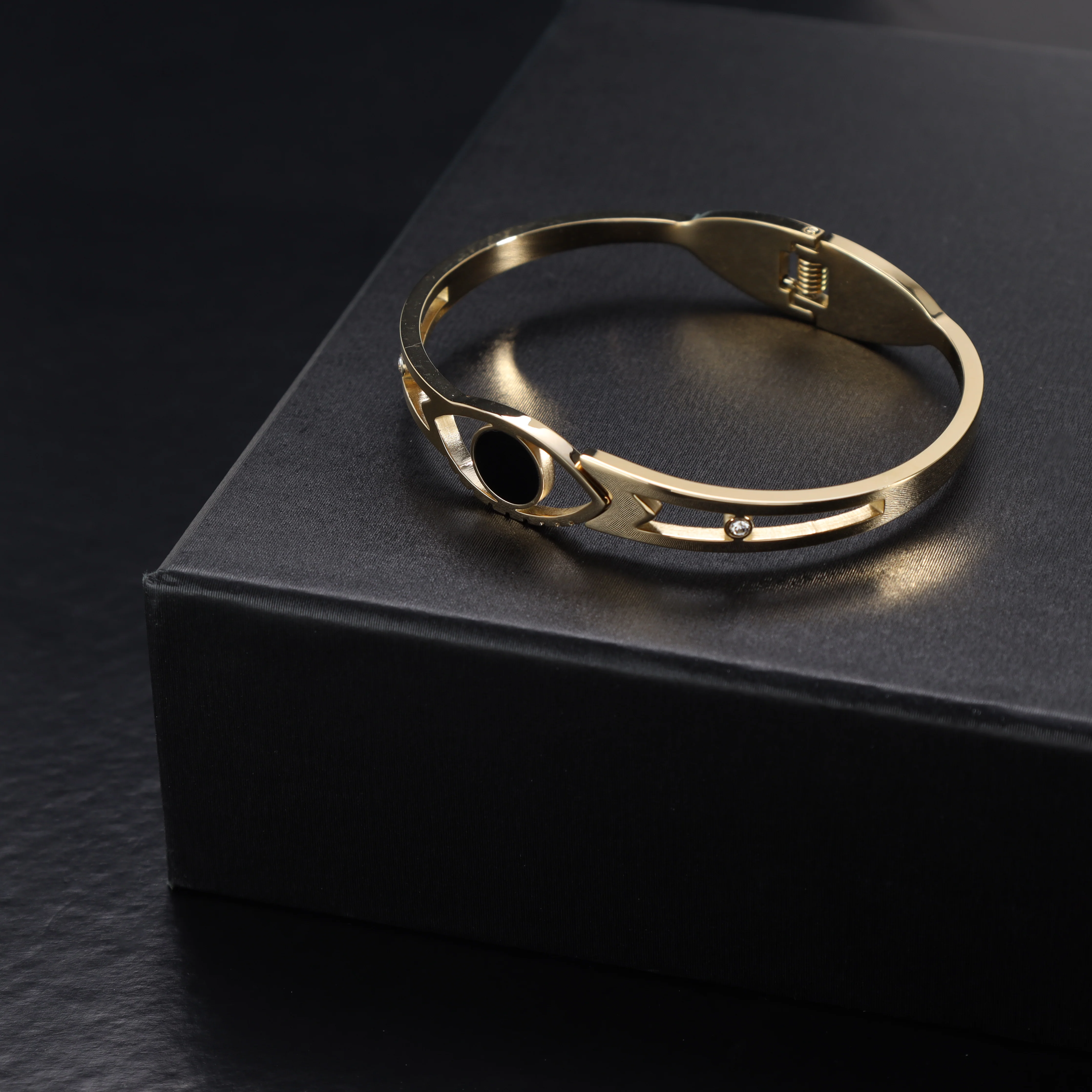 Armreifen Armband aus Edelstahl Vergoldet - Image 3