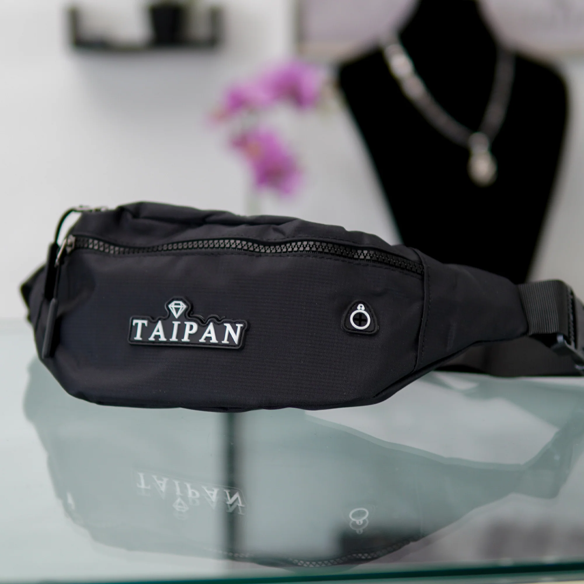 Bauchtasche lang in schwarz mit 3 Fächern crossbody bag Umhängetasche - Image 5
