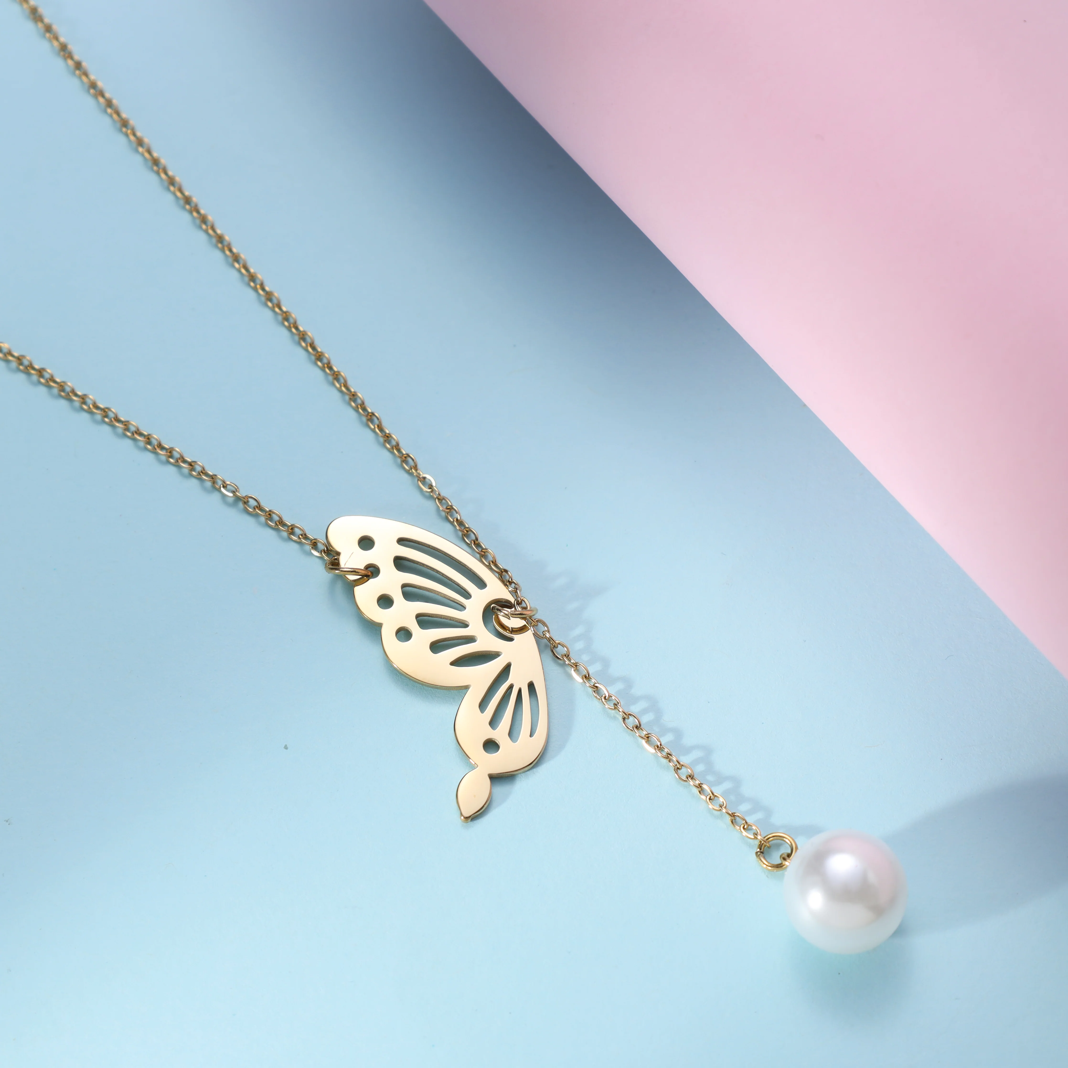 Damen Ankerkette mit Schmetterling & Perle Edelstahl Vergoldet - Image 2