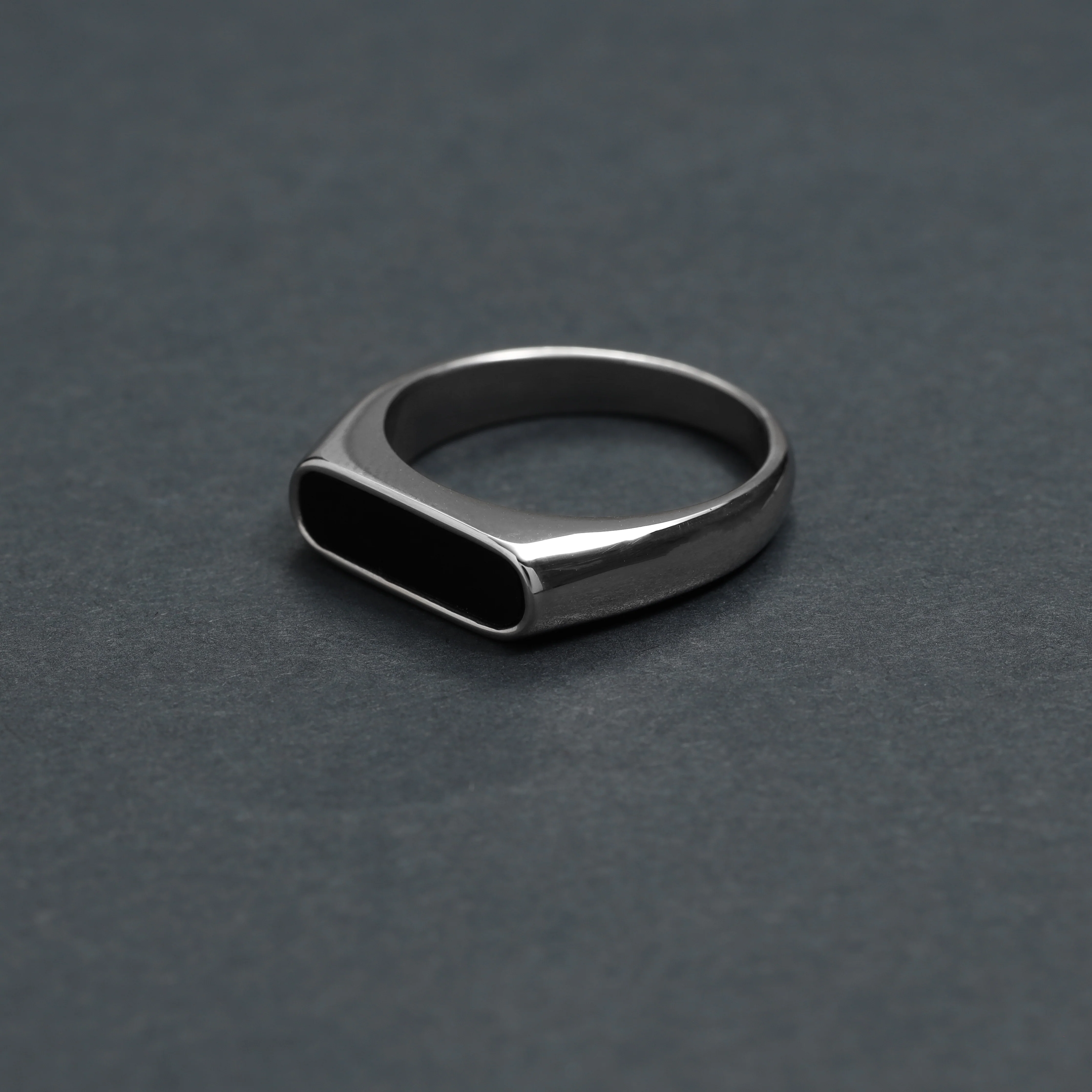 Eleganter Ring Siegelring Größe 5-13 unisex aus Edelstahl - Image 3