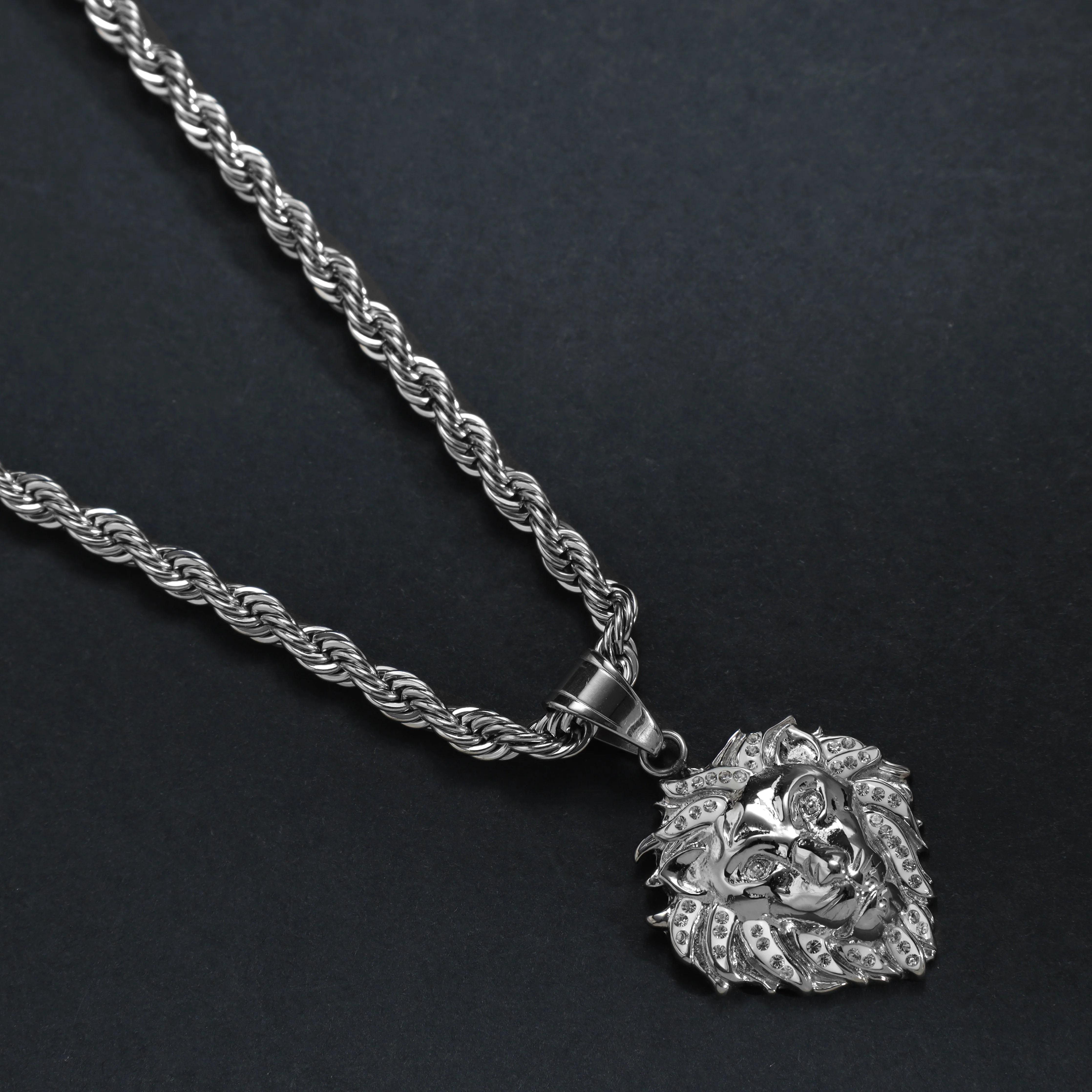 Iced out stil Löwe Anhänger aus Edelstahl - Image 2