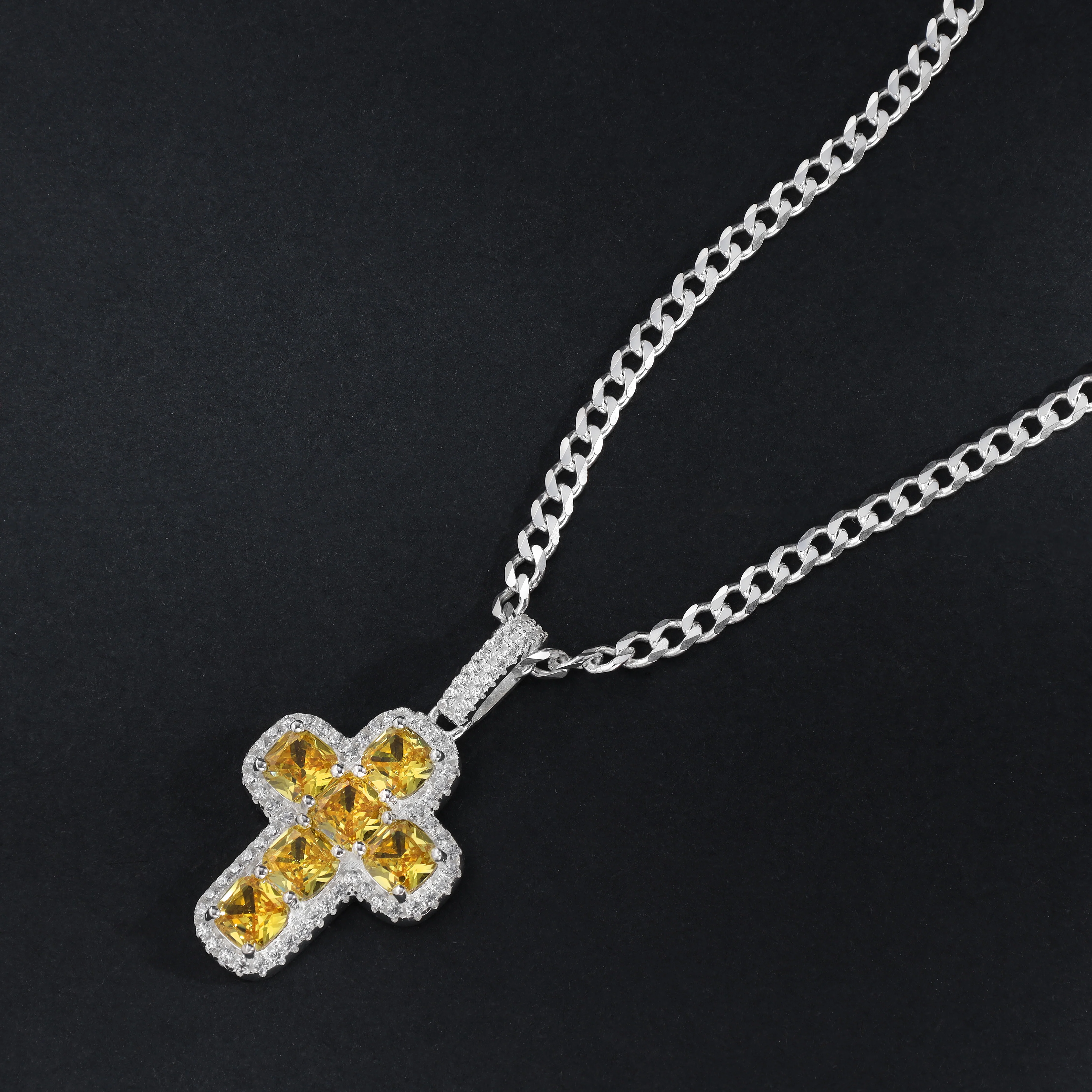 Kreuz Iced Out Style Anhänger aus 925 Sterlingsilber - Image 3